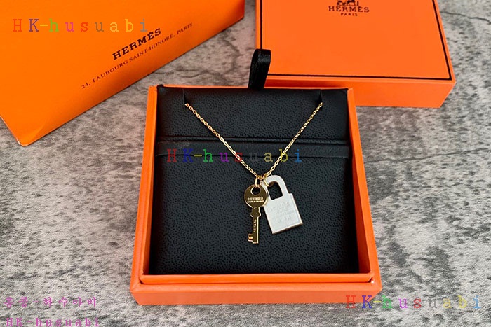 NEW 에르메스 목걸이 신상 H 7477714