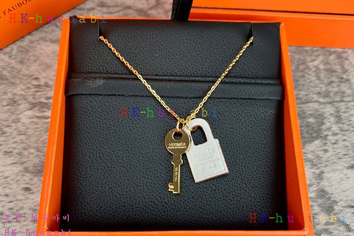 NEW 에르메스 목걸이 신상 H 7477714