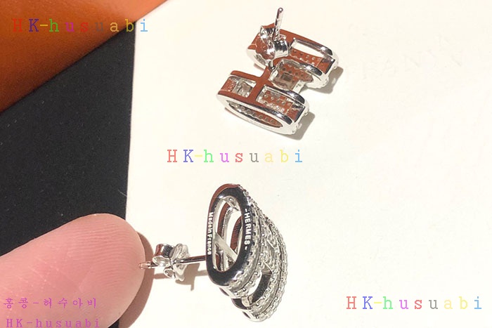NEW 에르메스 귀걸이 신상 H 7477704