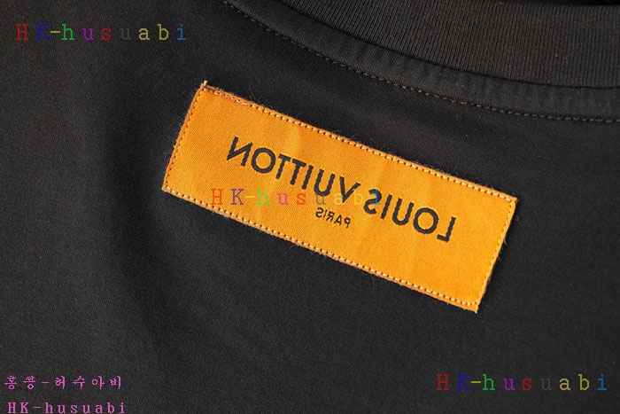 NEW 루이비통 반팔티 신상 LV 428501