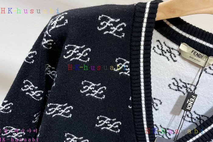 NEW 펜디 가디건 신상 F 3256637
