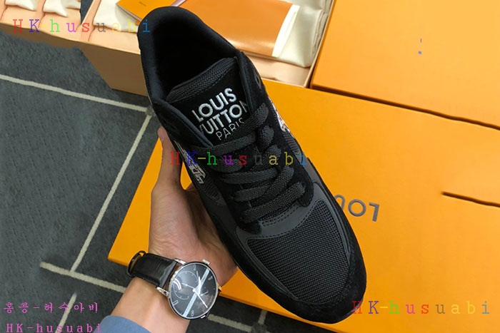 NEW 루이비통 남성 스니커즈  LV 124361