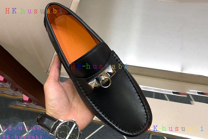 NEW 에르메스 신발 신상 H 2438562