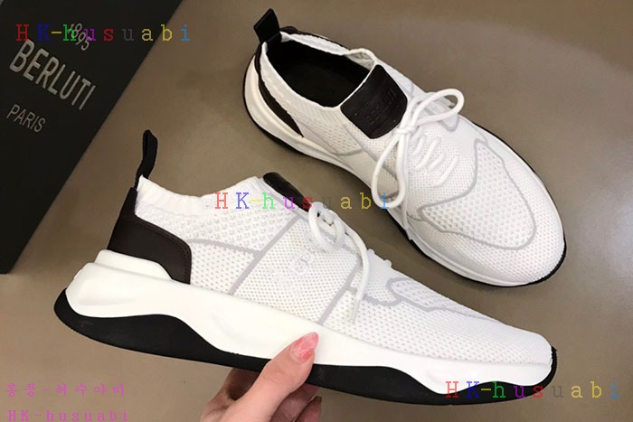 NEW 벨루티 스니커즈 신상 B2042557