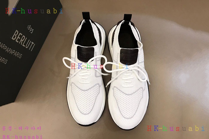 NEW 벨루티 스니커즈 신상 B2042557