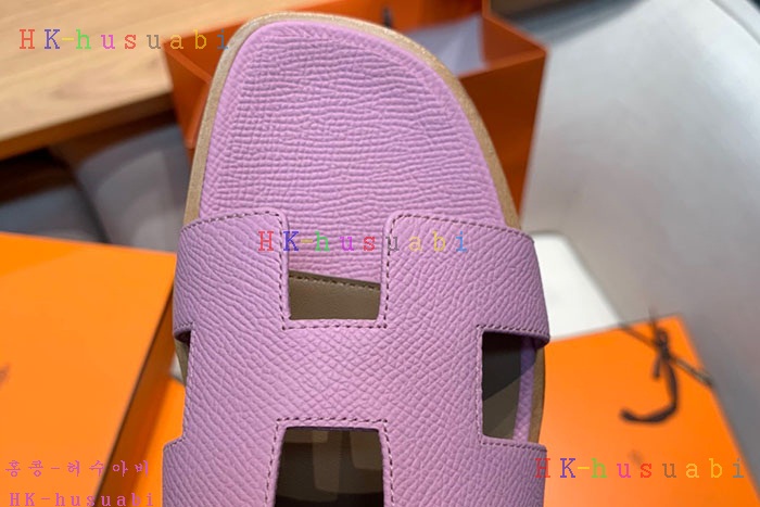 NEW 에르메스 슬리퍼 신상 H 243567