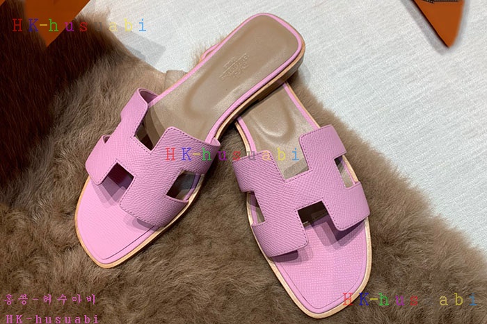 NEW 에르메스 슬리퍼 신상 H 243567