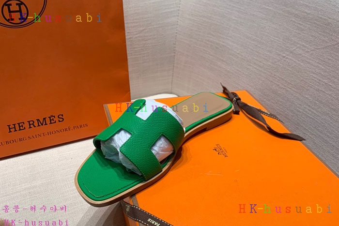 NEW 에르메스 슬리퍼 신상 H 243557