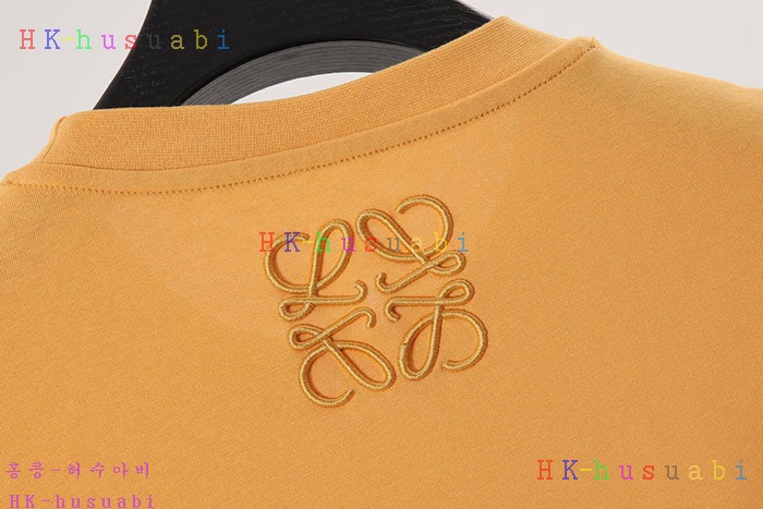 NEW 로에베 반팔티 신상 L 2422213