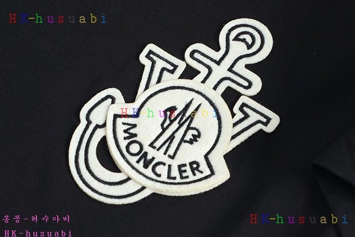 NEW 몽클레어 반팔티 신상 M 233522