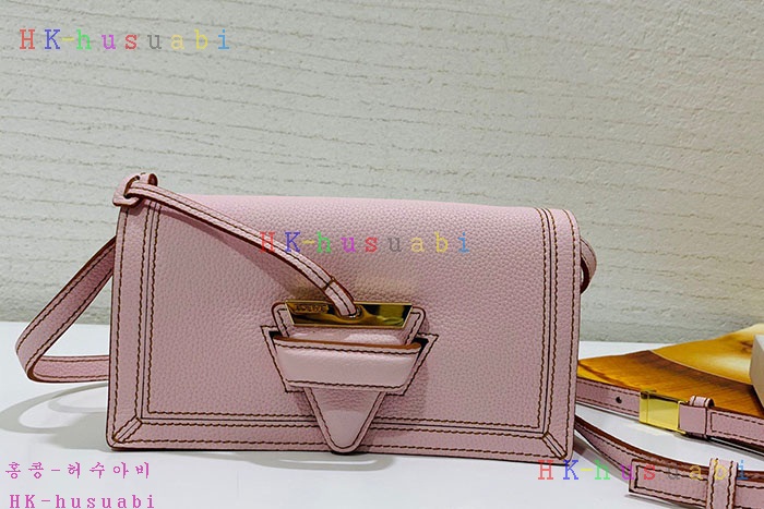 ★미러급★ 로에베 바르셀로나 숄더백  LW 668810-4