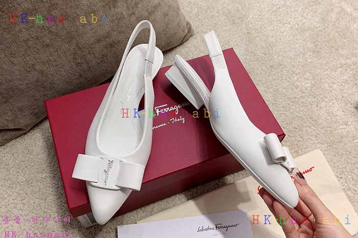 NEW 페라가모 여성 신발 신상 F 724420