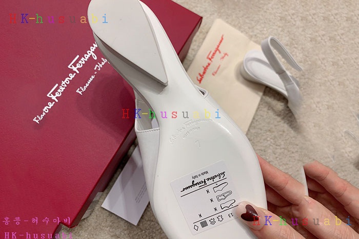 NEW 페라가모 여성 신발 신상 F 724420