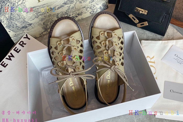 NEW 디올 샌들 신상 DR 42477514