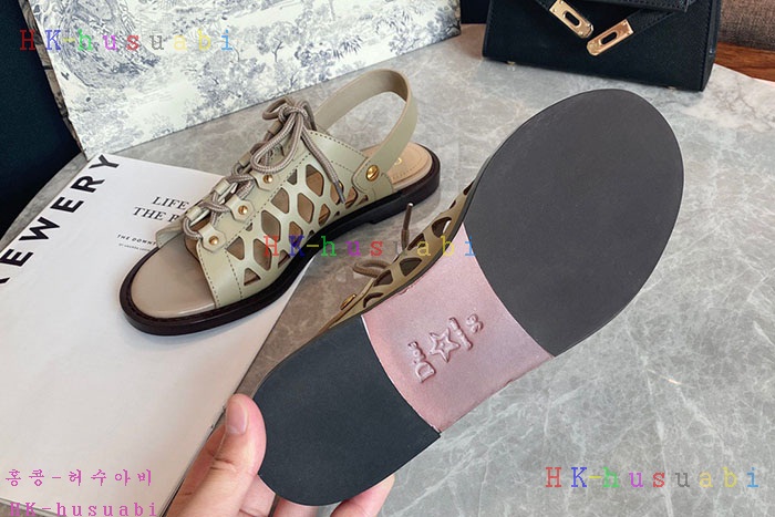 NEW 디올 샌들 신상 DR 42477514