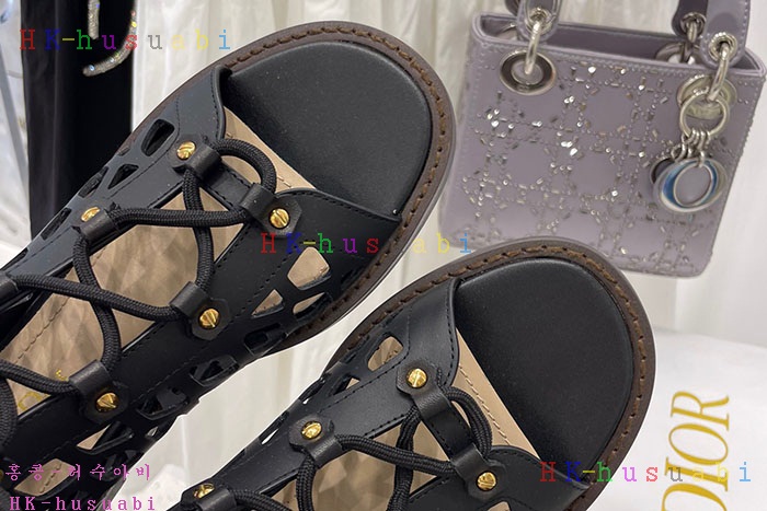 NEW 디올 샌들 신상 DR 4247750