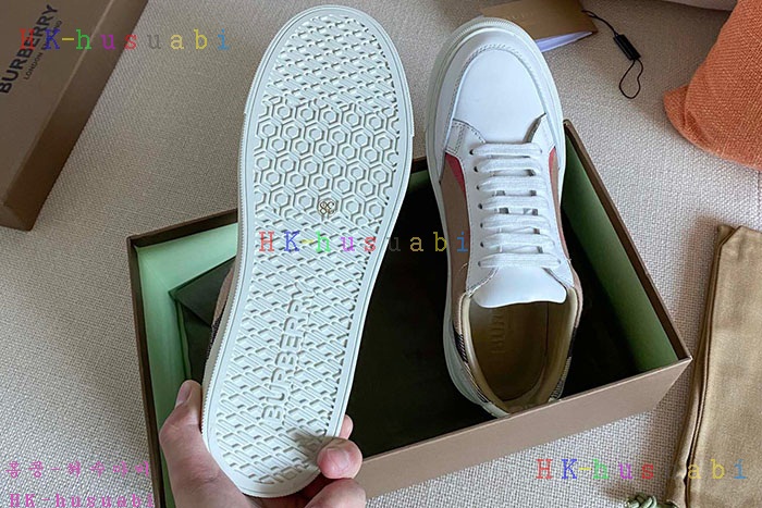 NEW 버버리 스니커즈 신상 BB  4472522