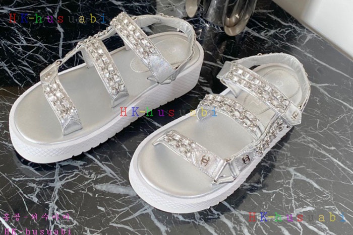 NEW 샤넬 샌들 신상 C426702