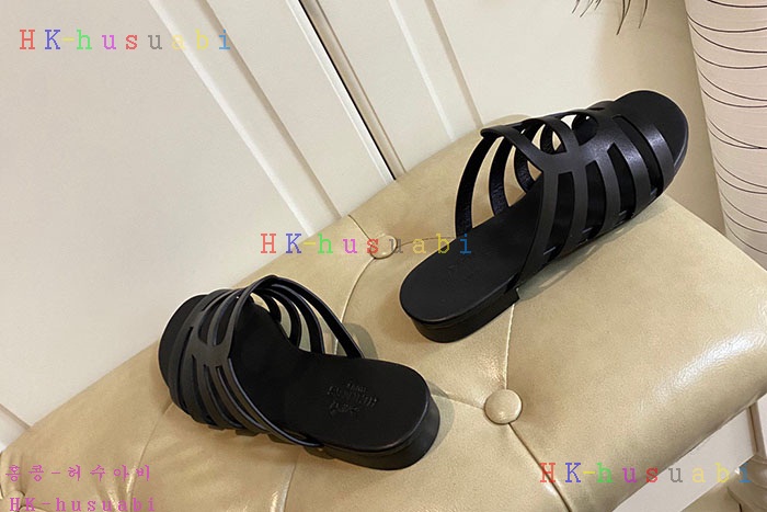 NEW 에르메스 샌들 신상 H 2424120