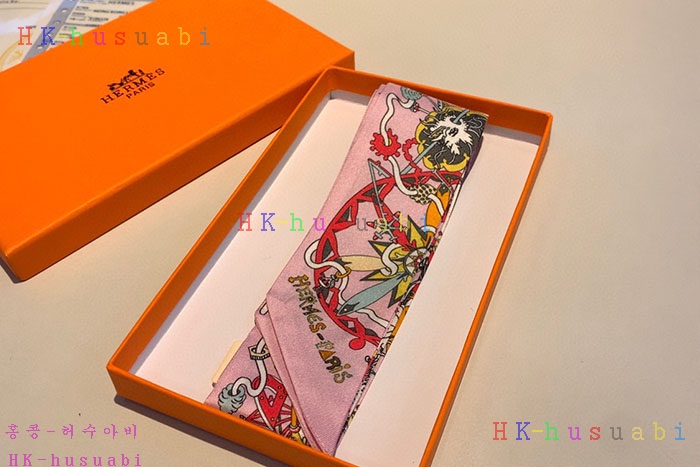 NEW 에르메스 스카프 신상 H 2224353