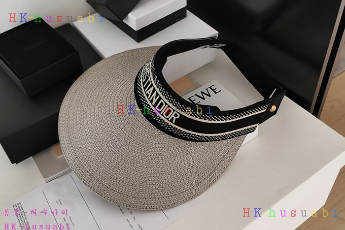NEW 디올 모자 신상  DR 657220