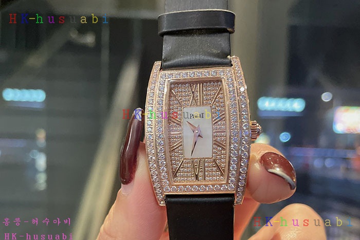 NEW 피아제 시계 신상 P 977580