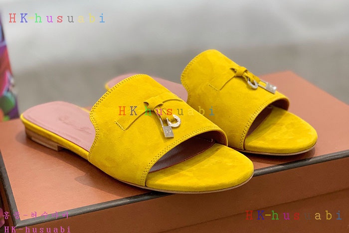 NEW 로로피아나 슬리퍼 신상 L 857221