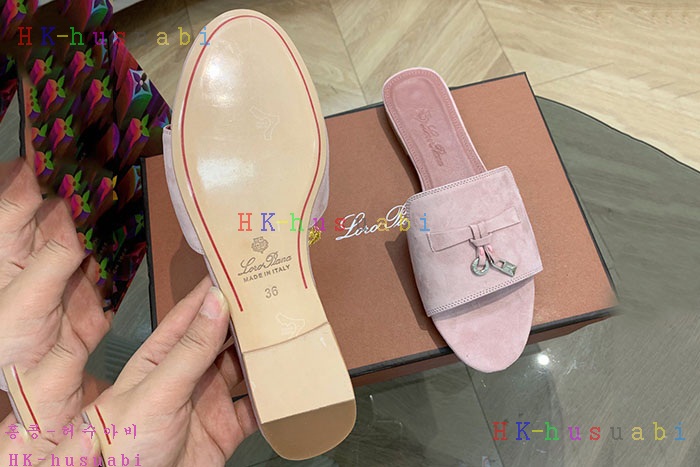 NEW 로로피아나 슬리퍼 신상 L 857223