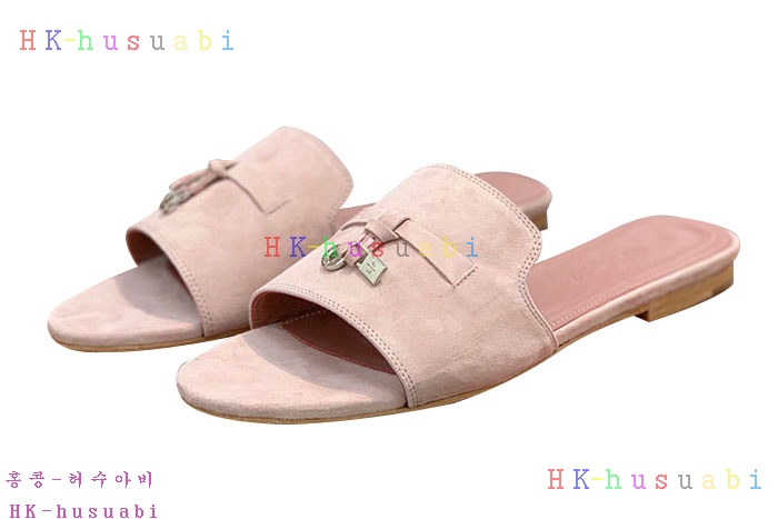 NEW 로로피아나 슬리퍼 신상 L 857223