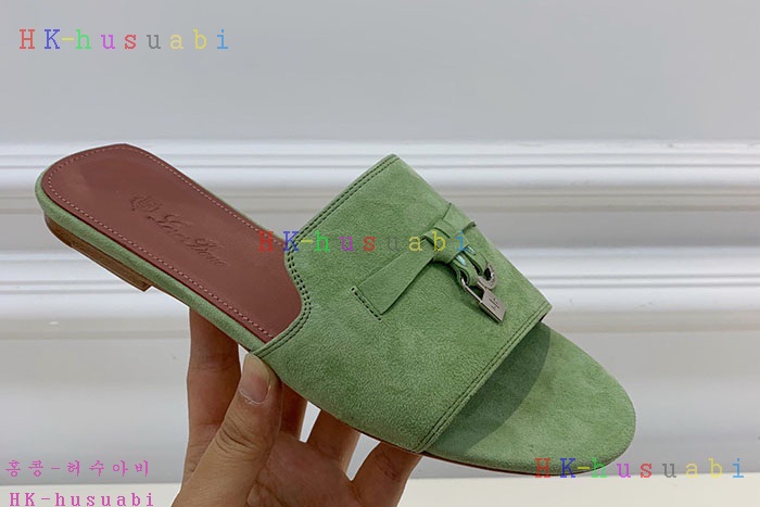 NEW 로로피아나 슬리퍼 신상 L 857227