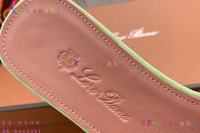NEW 로로피아나 슬리퍼 신상 L 857227