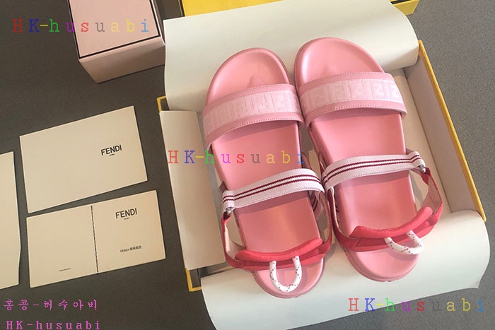 NEW 펜디 샌들 신상 F 5573001