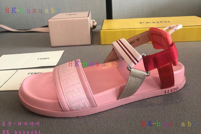 NEW 펜디 샌들 신상 F 5573001