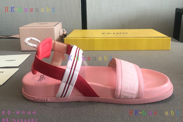 NEW 펜디 샌들 신상 F 5573001