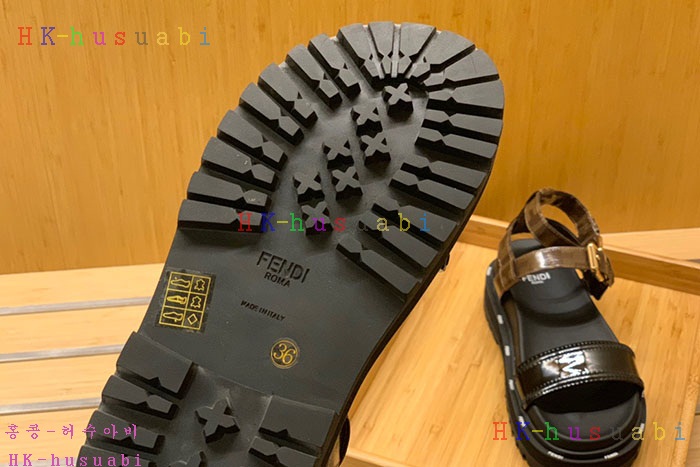 NEW 펜디 샌들 신상 F 5573002