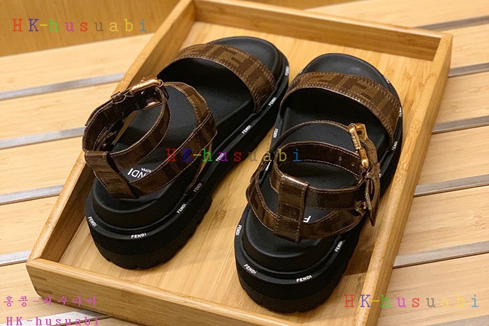 NEW 펜디 샌들 신상 F 5573003