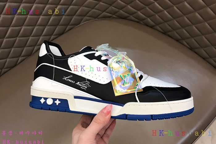 NEW 루이비통 남성 스니커즈 LV 858025