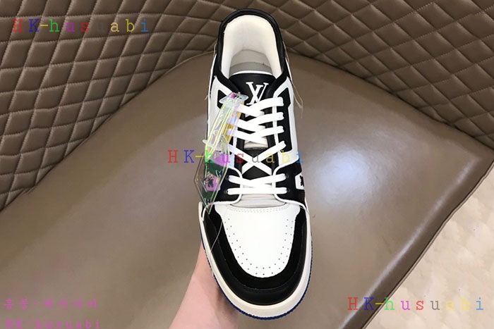 NEW 루이비통 남성 스니커즈 LV 858025