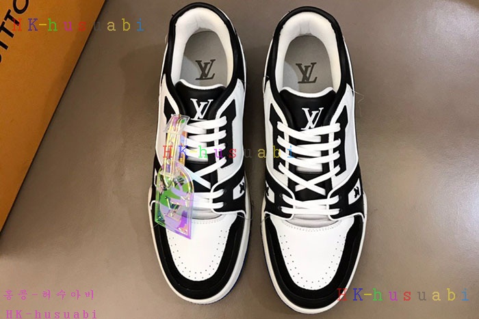 NEW 루이비통 남성 스니커즈 LV 858025