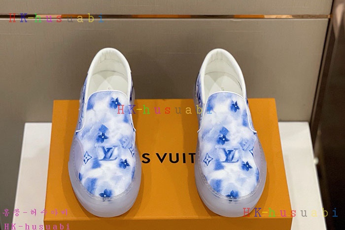 NEW 루이비통 남성 스니커즈 LV 857250