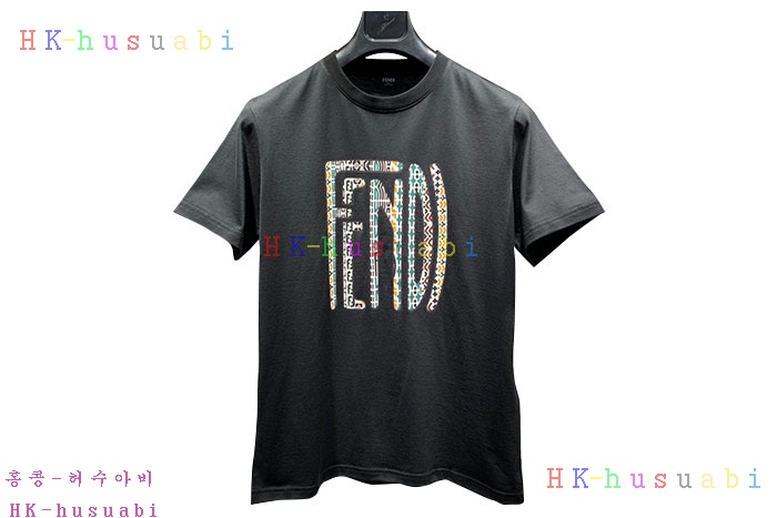 NEW 펜디 반팔티 신상 F 335824