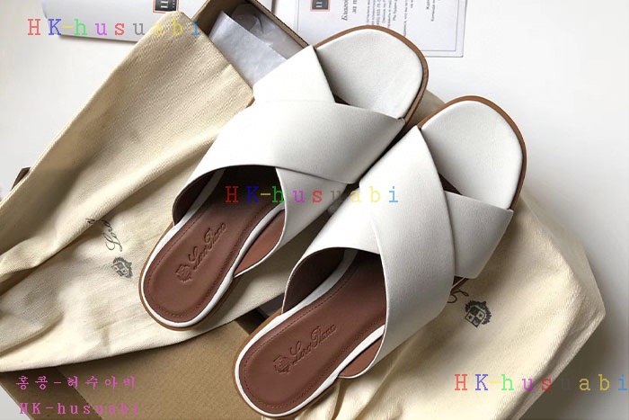 NEW 로로피아나 슬리퍼 신상 L 965331