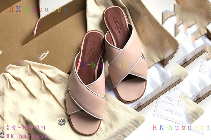 NEW 로로피아나 슬리퍼 신상 L 965331