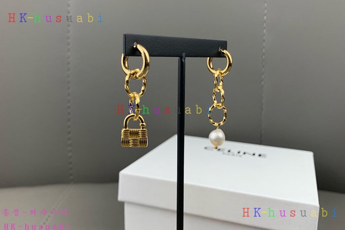 NEW 셀린느 귀걸이 신상 C 665820