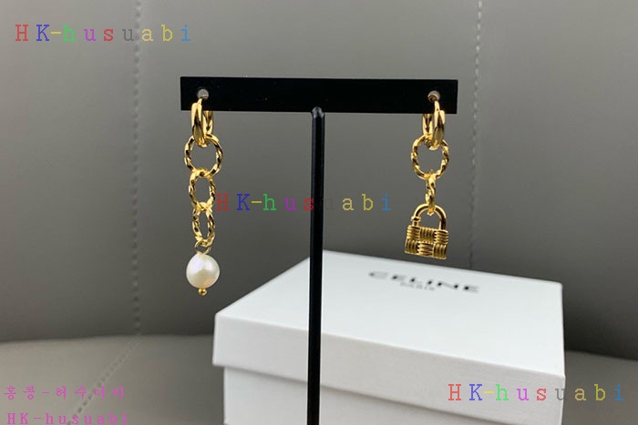 NEW 셀린느 귀걸이 신상 C 665820