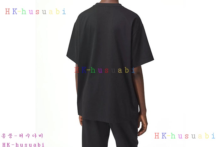NEW 버버리 반팔티 신상 BB 4275618