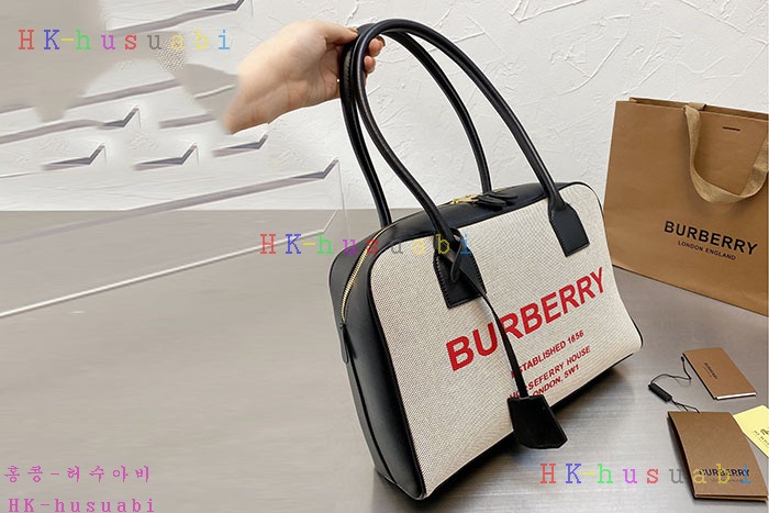 NEW 버버리 호스페리 프린트 코튼 캔버스 하프 큐브 백 B 227250