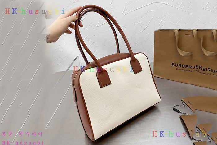 NEW 버버리 호스페리 프린트 코튼 캔버스 하프 큐브 백 B 227250