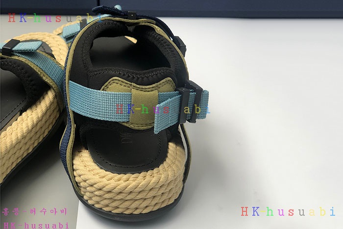 NEW 디올 샌들 신상 DR 5724426