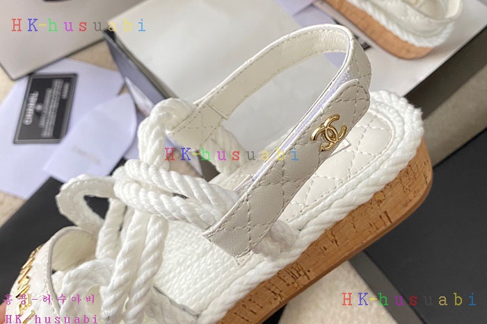 NEW 샤넬  샌들 신상 C 557289